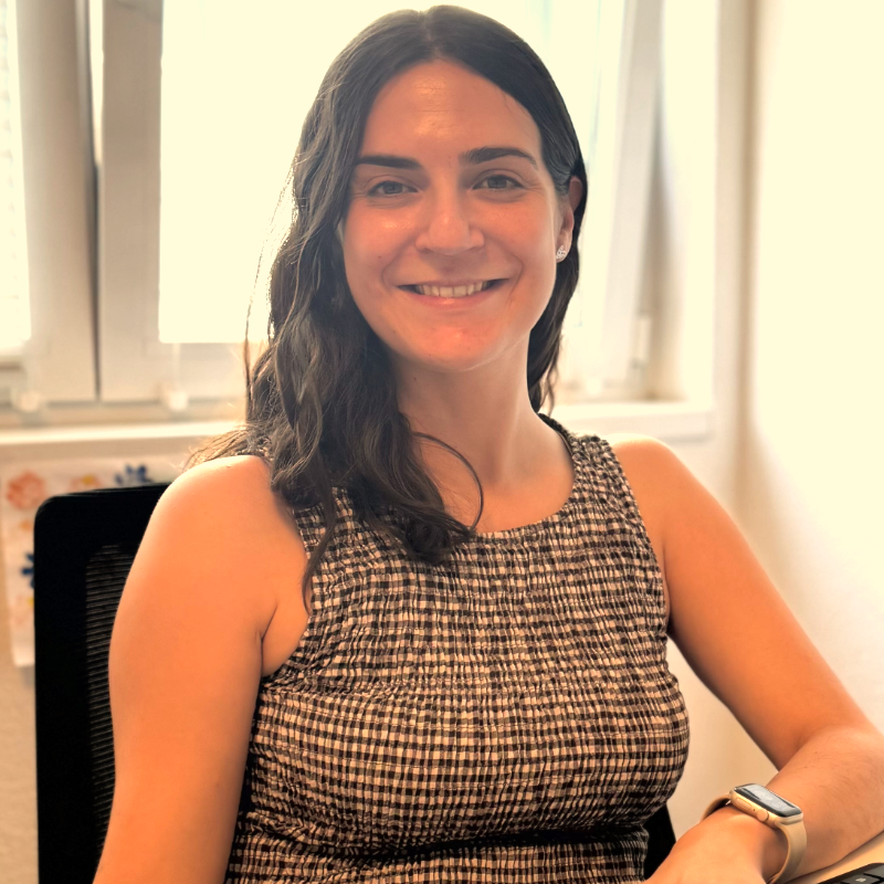 Dresse Carmen Garcia